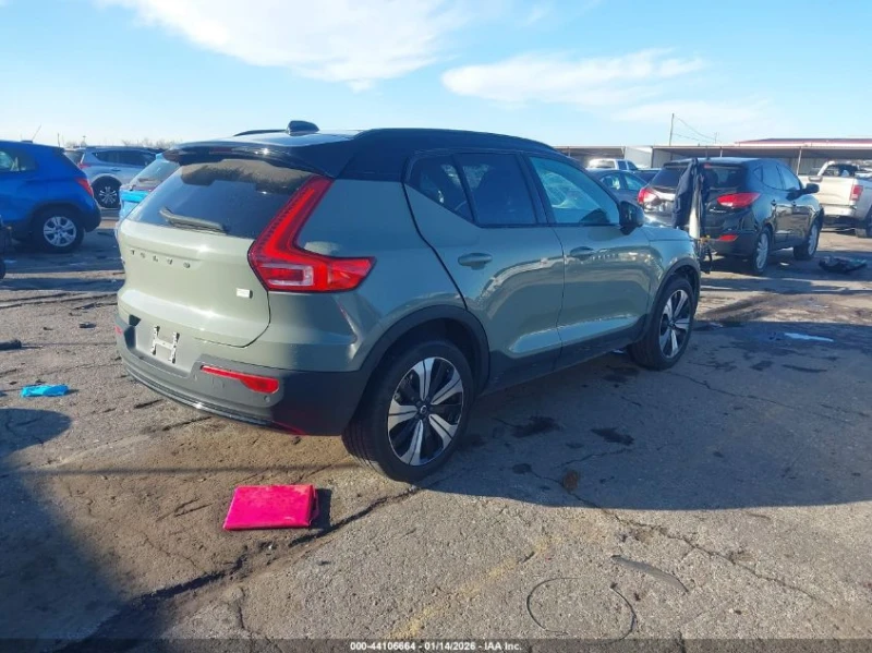 Volvo XC40 Recharge Pure Electric Twin Plus, снимка 4 - Автомобили и джипове - 53502138