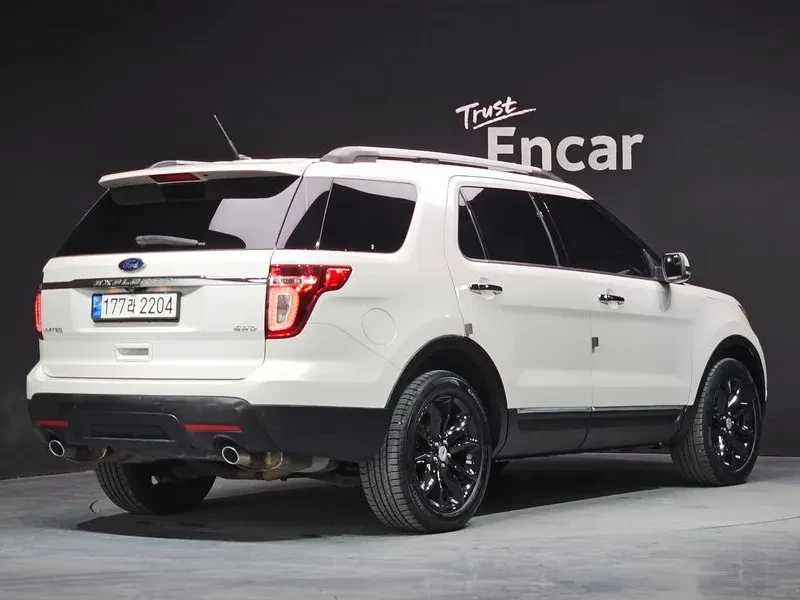 Ford Explorer 3.5 AWD - САМО 30% АВАНС, снимка 5 - Автомобили и джипове - 56368579