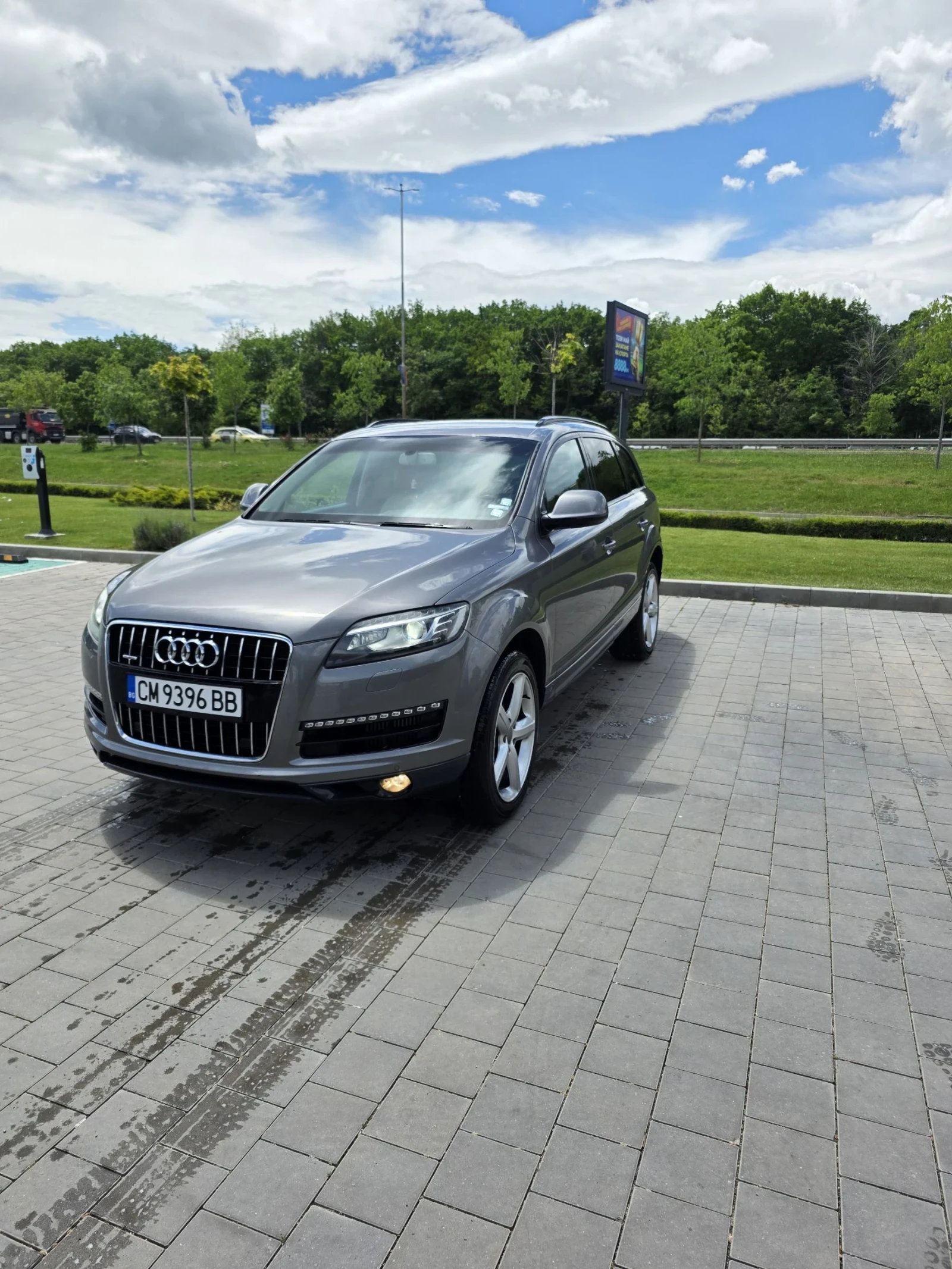 Audi Q7 AUDI Q7 3.0tdi 7местен 8zf EURO6 245k.c., снимка 1