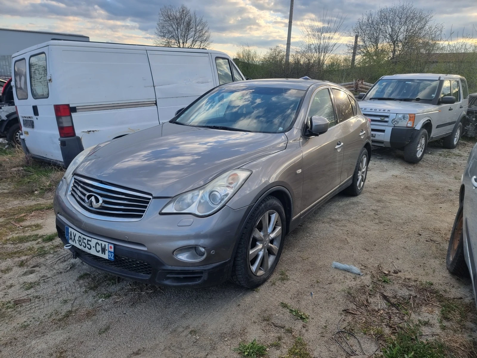 Infiniti Ex30 3бр 3,0d НА ЧАСТИ  - изображение 5