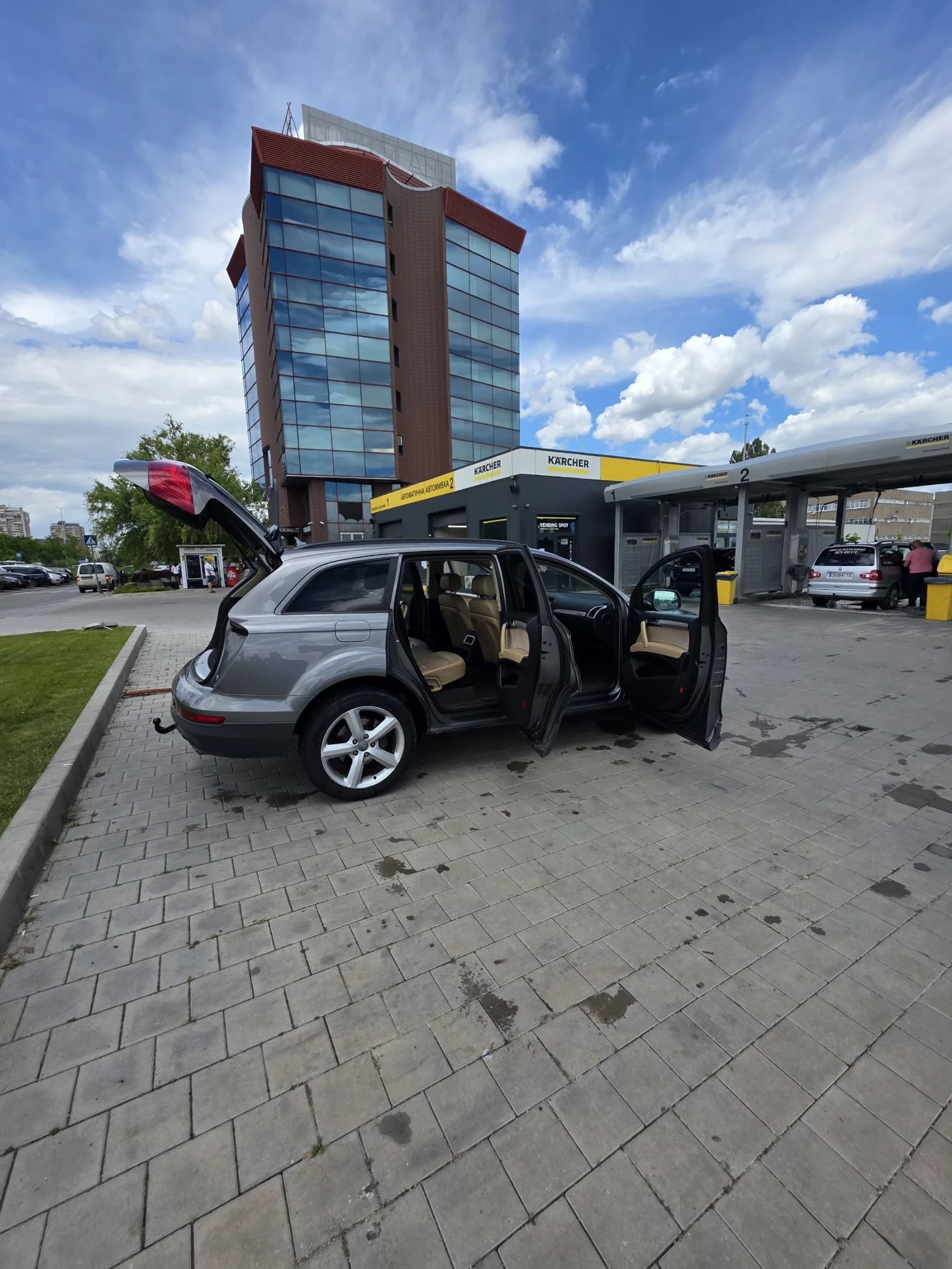 Audi Q7 AUDI Q7 3.0tdi 7местен 8zf EURO6 245k.c. - изображение 5