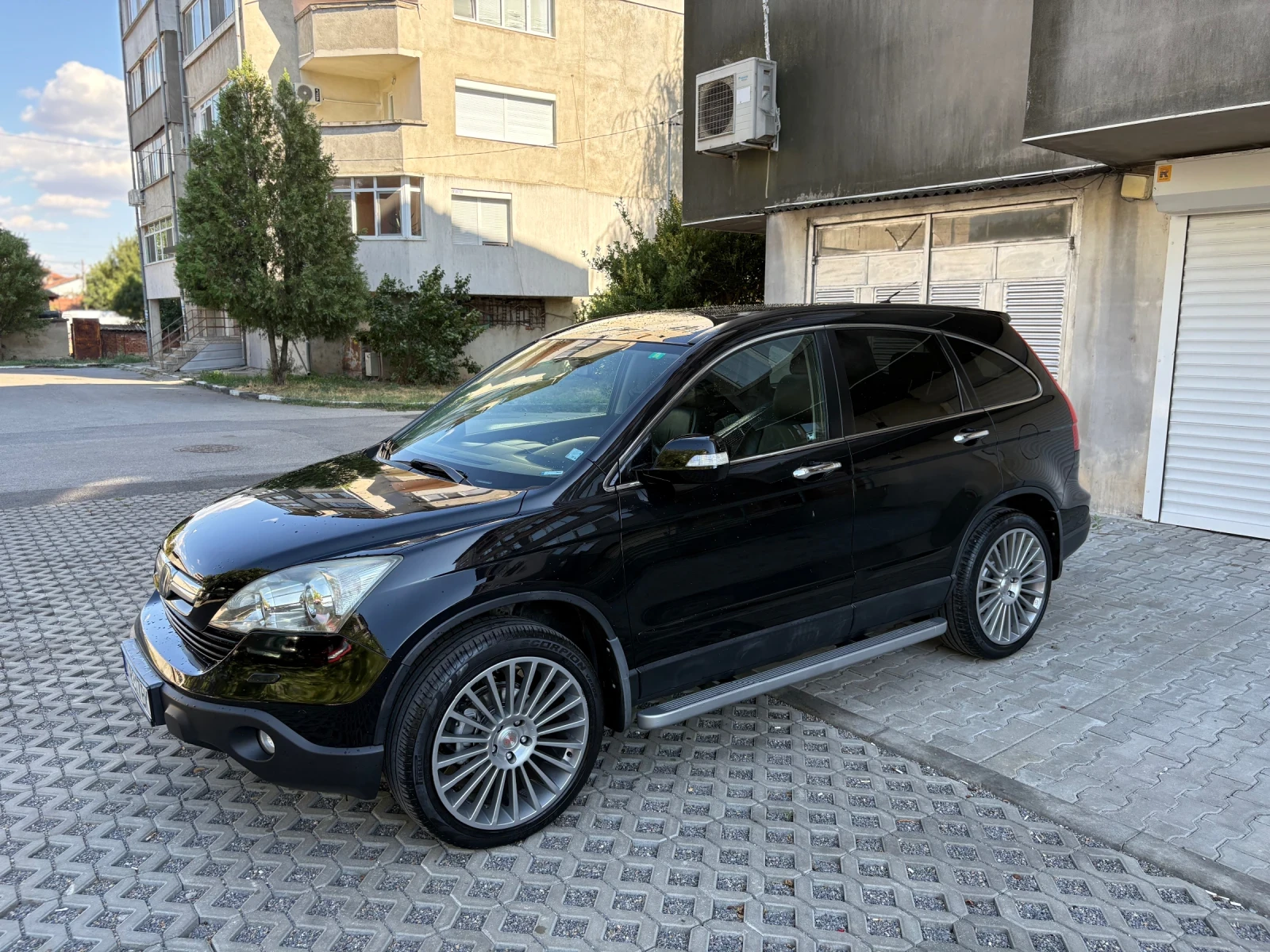 Honda Cr-v 100k KM  EXECUTIV + DISTR AFS  Adaptive Ligths LPG - изображение 2