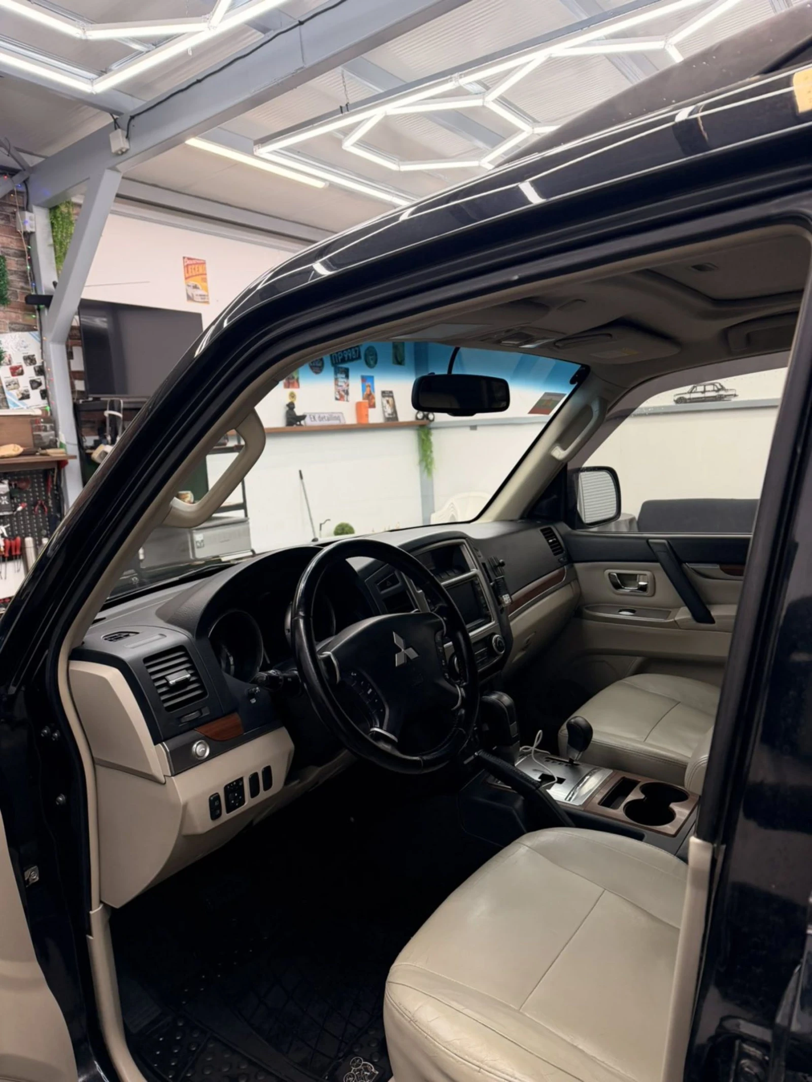 Mitsubishi Pajero  - изображение 8