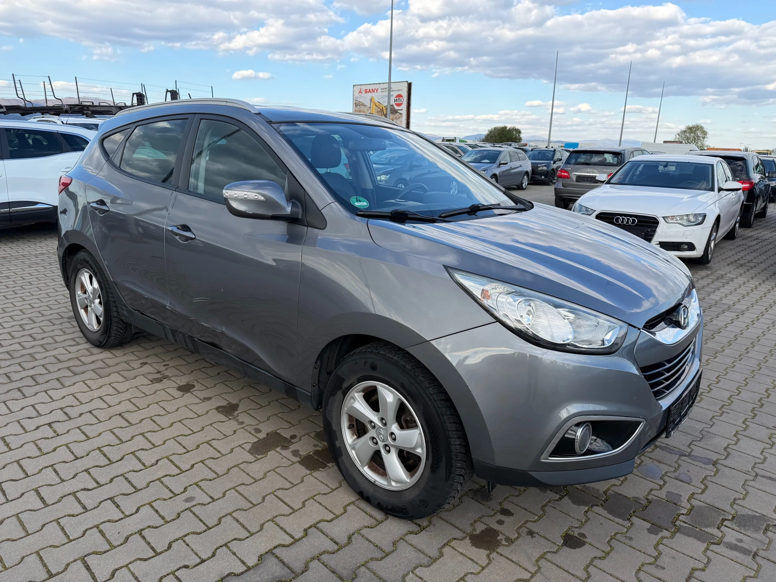 Hyundai IX35 2.0CRDI 4WD KOJA EURO 5, снимка 4 - Автомобили и джипове - 54296189