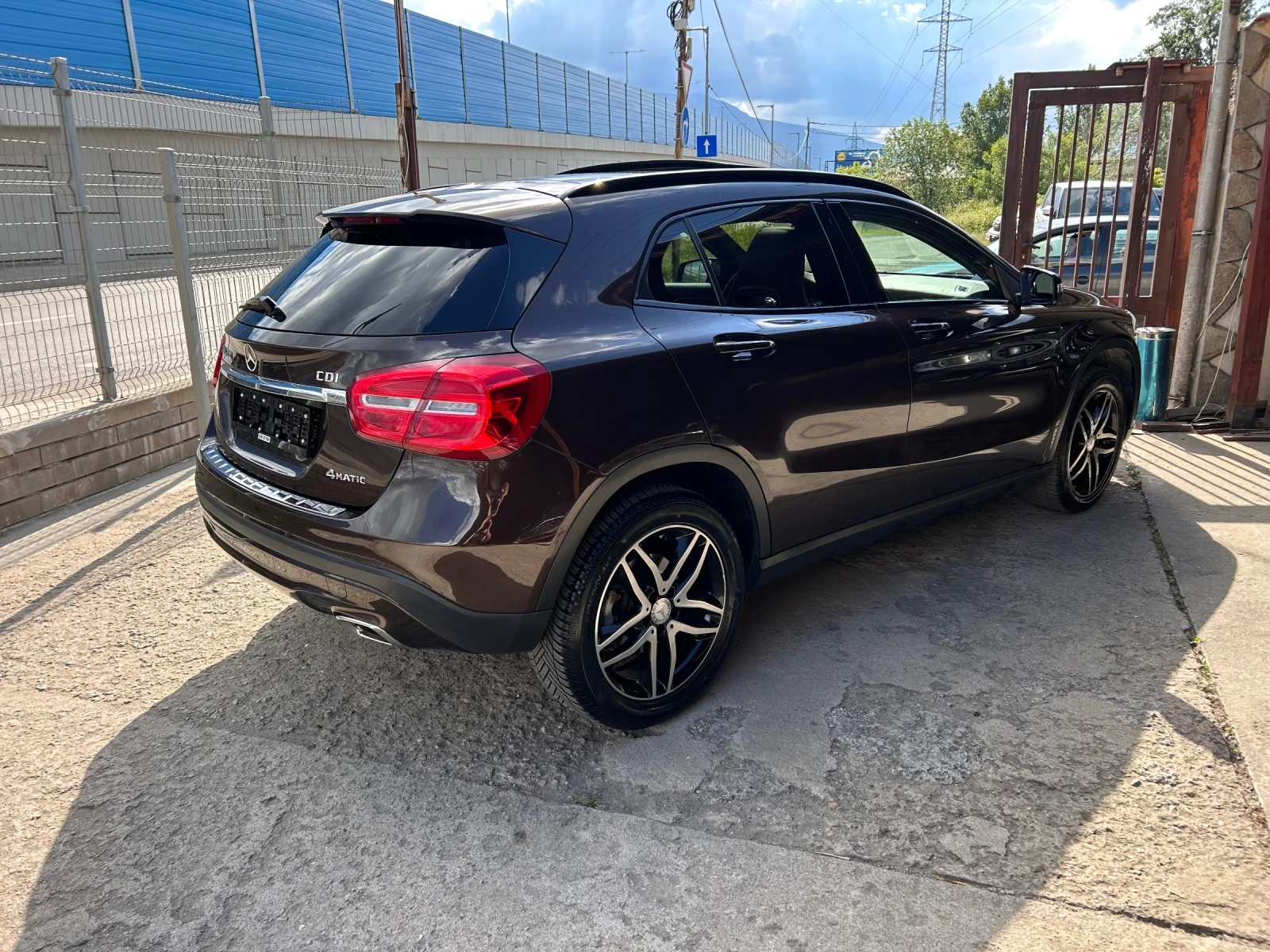 Mercedes-Benz GLA 200 d Premium 4matic EURO 6B | Mobile.bg � ����������� 4