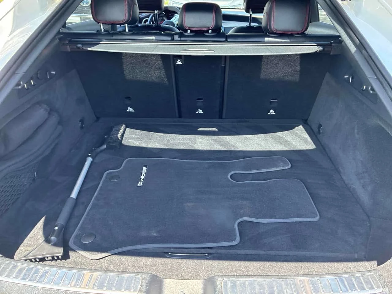 Mercedes-Benz GLC 43 AMG * NIGHT PACKAGE * ПРЕДСТАВИТЕЛСТВО , снимка 14 - Автомобили и джипове - 54743769