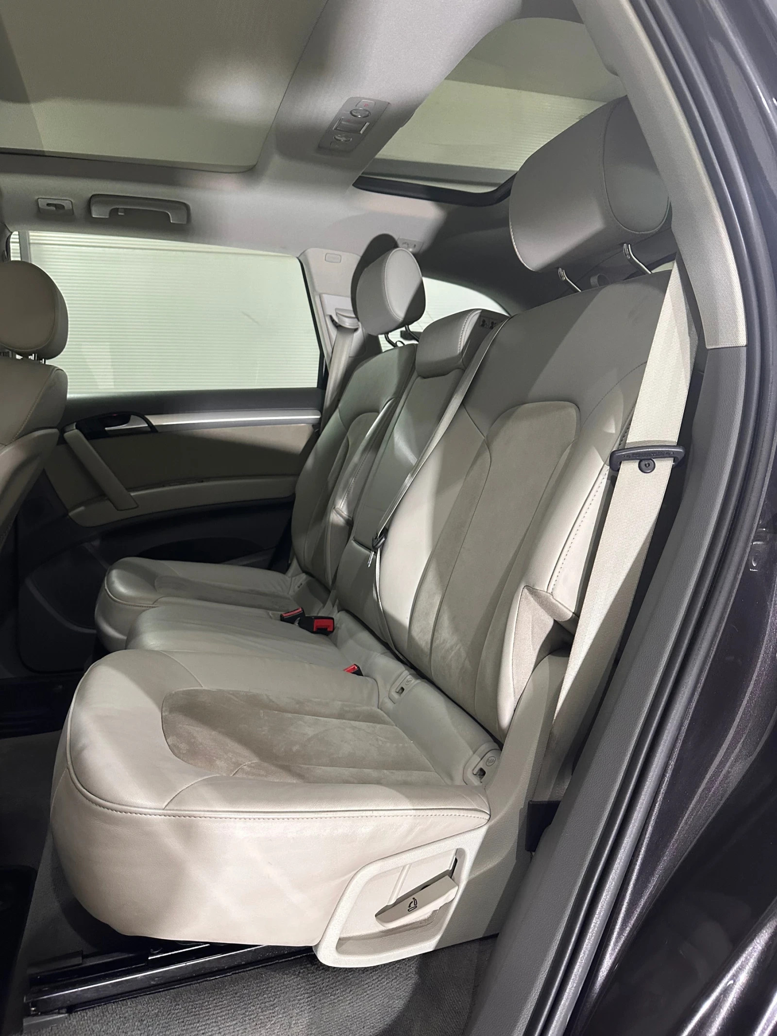 Audi Q7 Quattro* NAVI* Panorama , снимка 15 - Автомобили и джипове - 54973610