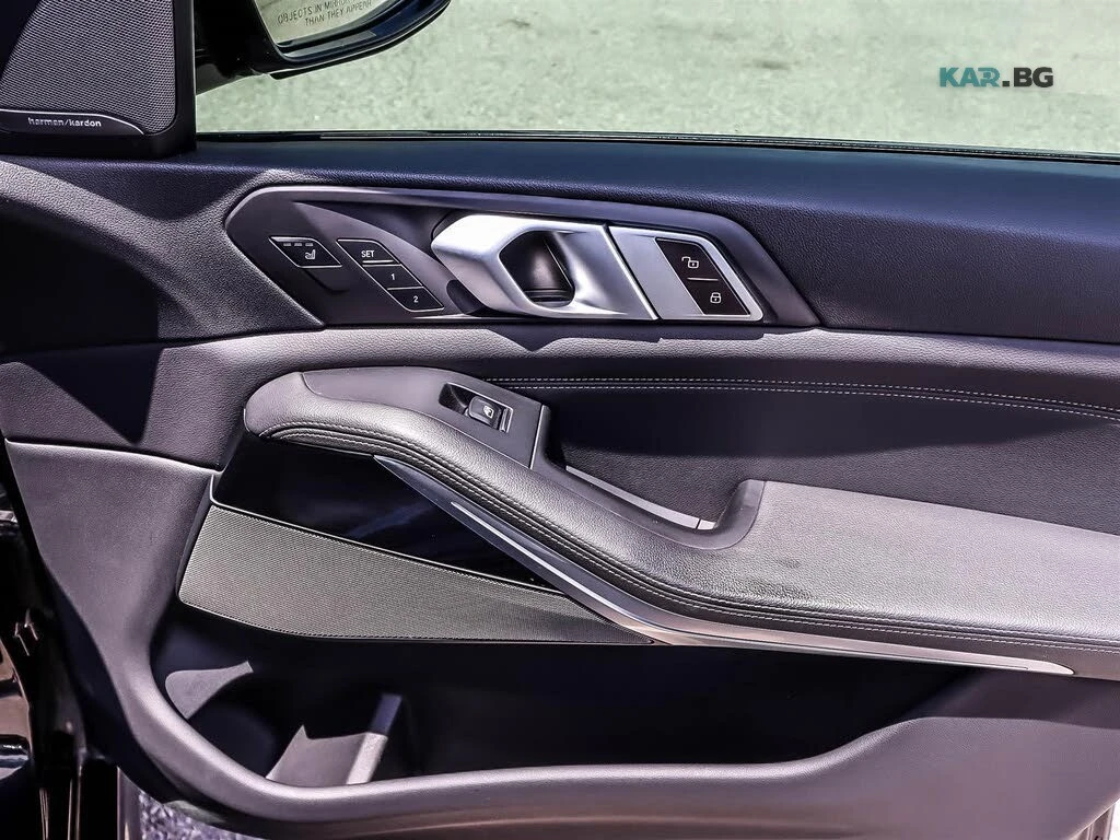 BMW X5 xDrive40i * M-Package *  AвтоКредит * (ЦЕНА ДО БГ), снимка 13 - Автомобили и джипове - 55177465