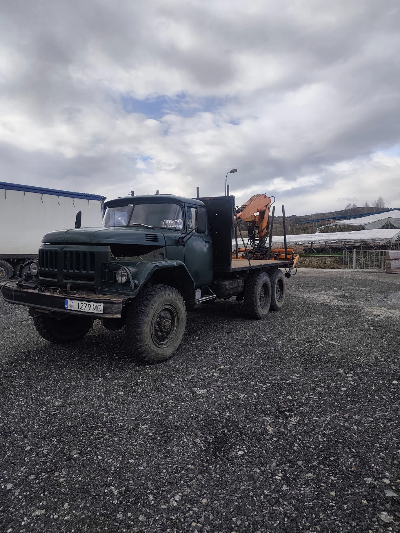 Zil 131 Кран, снимка 10 - Камиони - 54102043