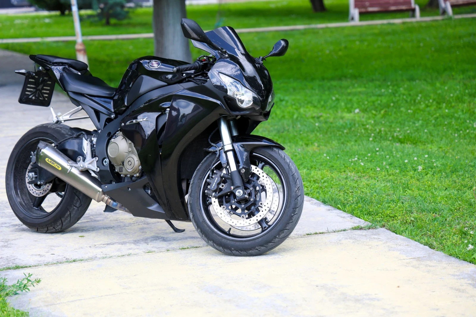 Honda Cbr 1000RR, снимка 4 - Мотоциклети и мототехника - 55192139