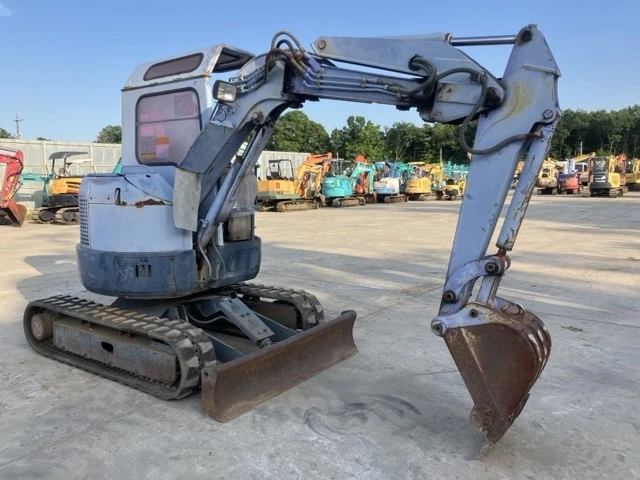 Багер Hitachi EX20UR-2C - ОЧАКВАН ВНОС 30.09.2025!!! - изображение 2