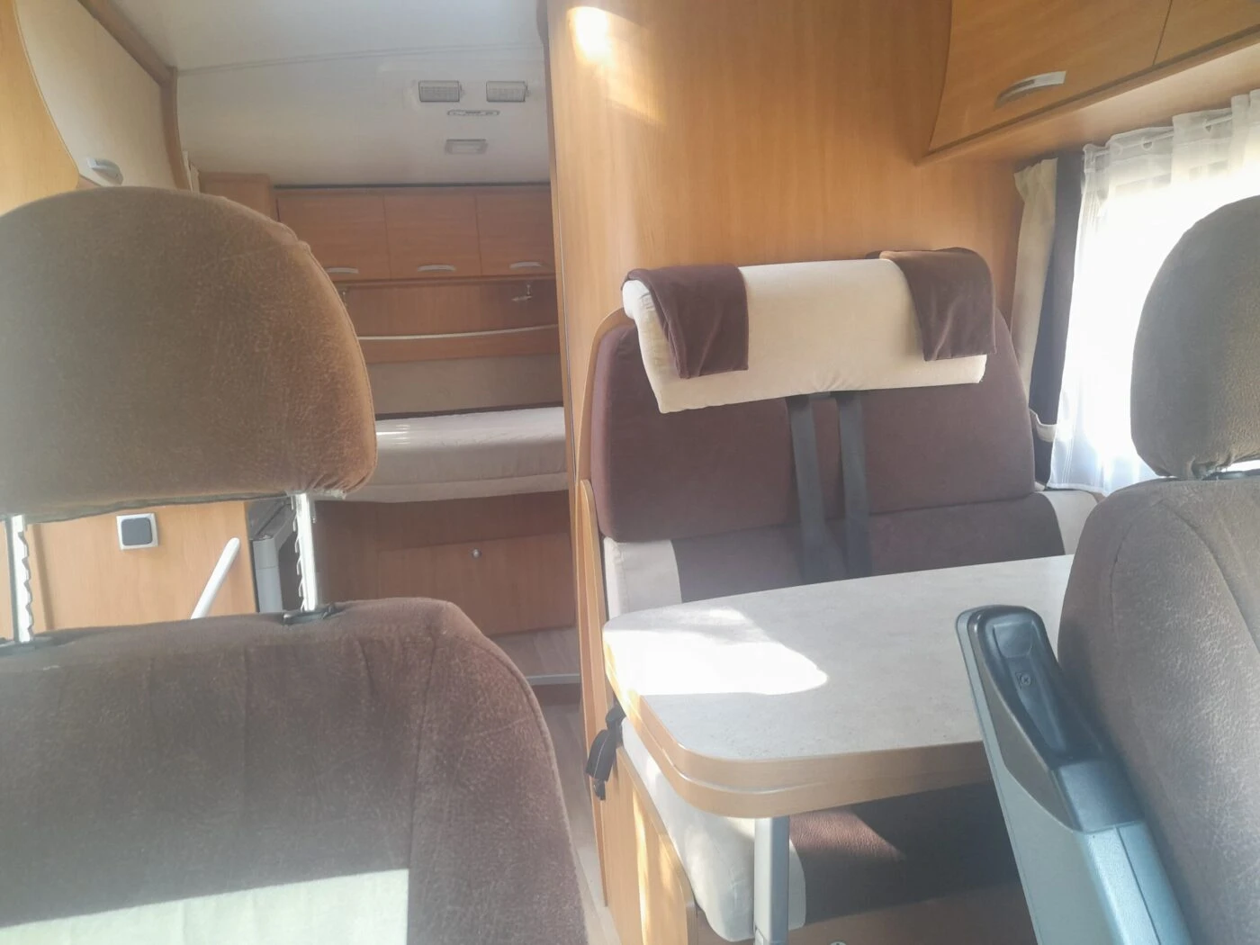 Кемпер Chausson Flash 12 Ford, снимка 8 - Каравани и кемпери - 55293912