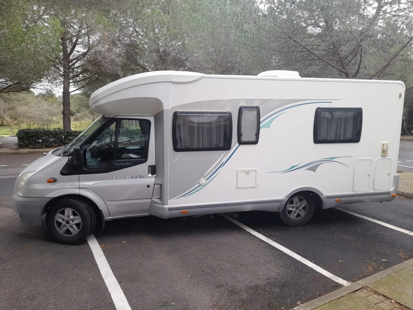 Кемпер Chausson Flash 12 Ford, снимка 4 - Каравани и кемпери - 55293912