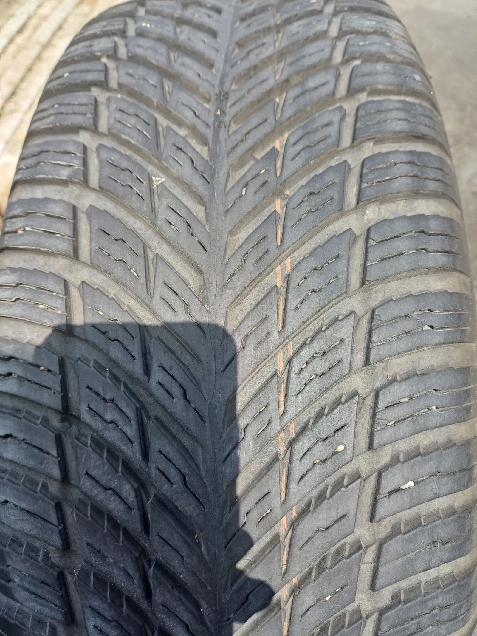    235/65R17  Mazda | Mobile.bg   9