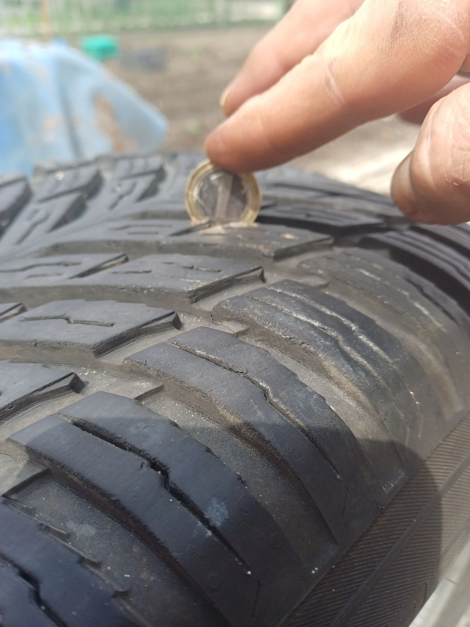    235/65R17  Mazda | Mobile.bg   4