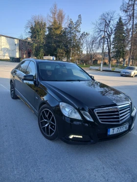 Mercedes-Benz E 220 2.2 , снимка 1