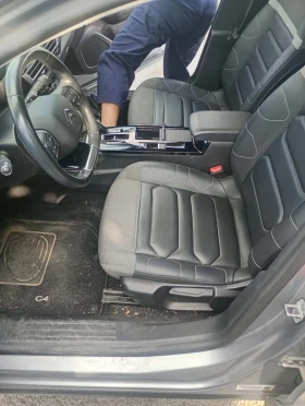 Citroen C4 5HDi ТОП ОБСЛУЖЕН ГАРАНЦИЯ, снимка 11