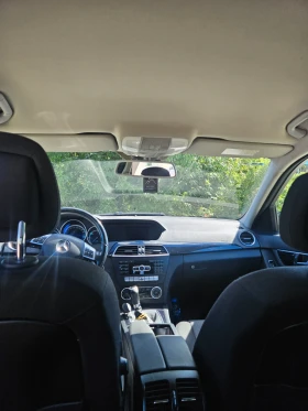Mercedes-Benz C 220, снимка 11