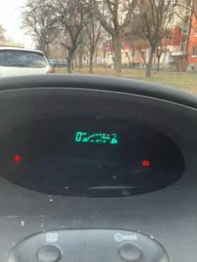 Toyota Yaris 1.0 VVT-I, снимка 5