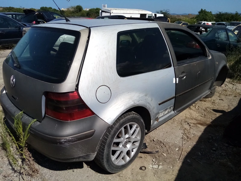 VW Golf 5 броя на части , снимка 9 - Автомобили и джипове - 32175468