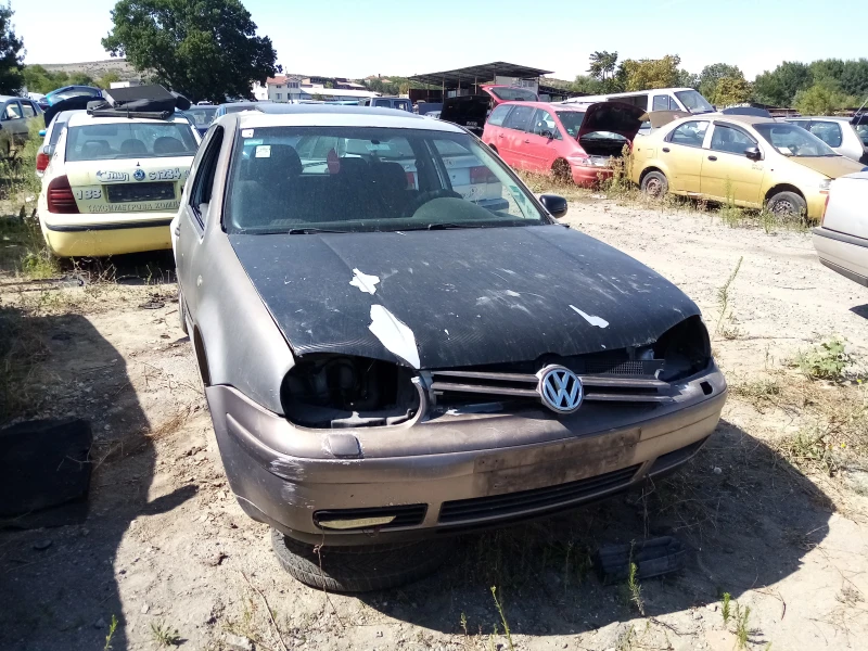 VW Golf 5 броя на части , снимка 7 - Автомобили и джипове - 32175468