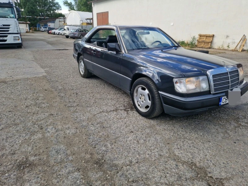 Mercedes-Benz 124 220 CE, снимка 2 - Автомобили и джипове - 46411355