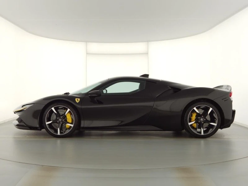 Ferrari SF 90 STRADALE/ ASSETTO FIORANO/ CARBON/ CERAMIC/ , снимка 3 - Автомобили и джипове - 44971252