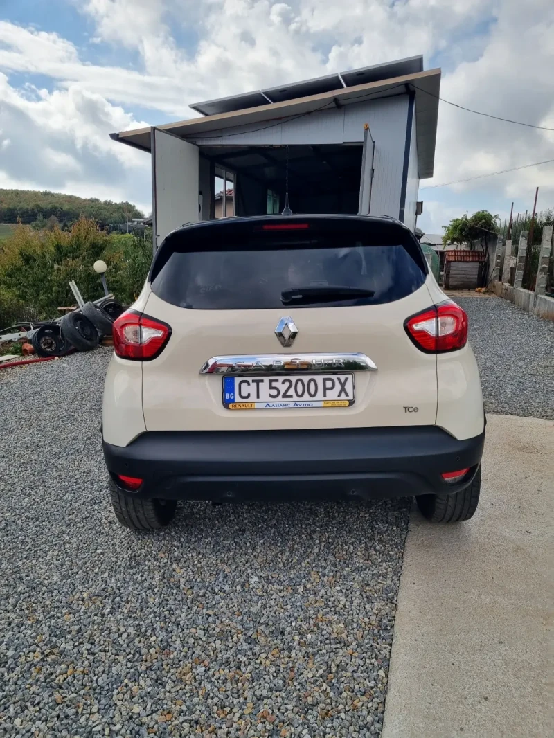 Renault Captur 1.2Tce, снимка 6 - Автомобили и джипове - 47368336