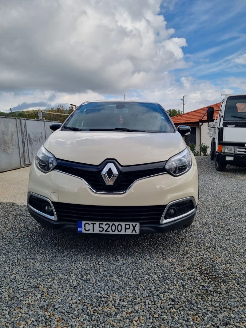 Renault Captur 1.2Tce, снимка 1 - Автомобили и джипове - 47368336