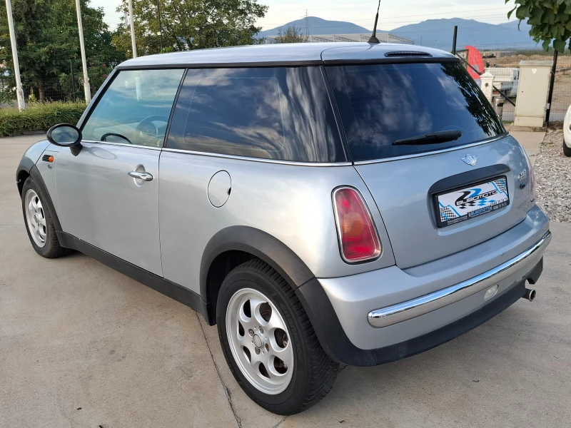 Mini One 1.6i/Клима/Италия, снимка 2 - Автомобили и джипове - 47456581