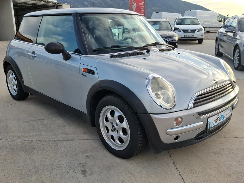 Mini One 1.6i/Клима/Италия, снимка 4 - Автомобили и джипове - 47456581