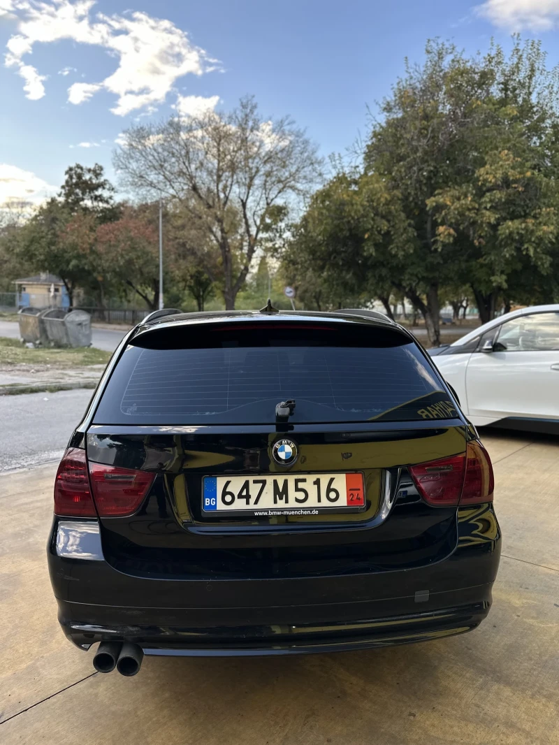 BMW 330 /Панорама/Ръчка/Керамика/Лизинг, снимка 6 - Автомобили и джипове - 47527590