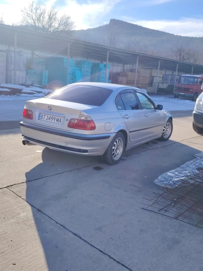 BMW 320, снимка 3 - Автомобили и джипове - 48603748