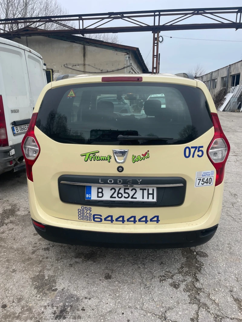 Dacia Lodgy Бенз/Газ, снимка 3 - Автомобили и джипове - 48975733