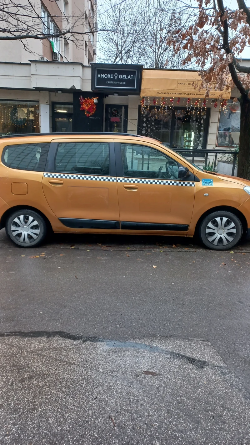 Dacia Lodgy, снимка 2 - Автомобили и джипове - 52677712
