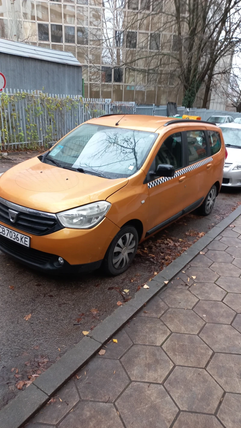 Dacia Lodgy, снимка 4 - Автомобили и джипове - 52677712