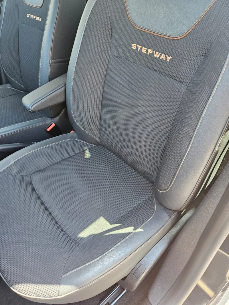 Dacia Sandero Stepway 0.9tce , снимка 9 - Автомобили и джипове - 52694240