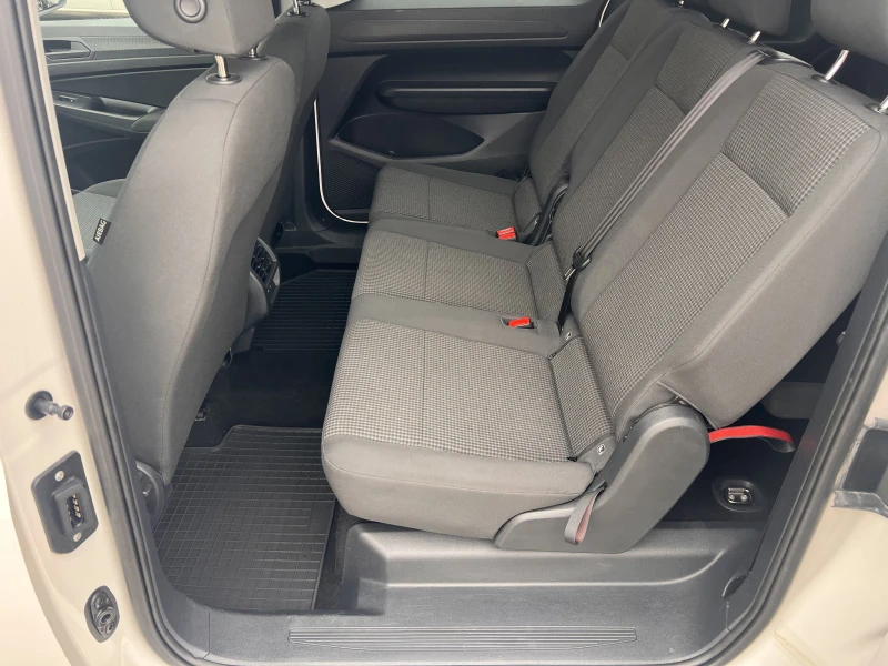 VW Caddy Life/2.0TDI/102k.c./6MT/6+ 1/ГАРАНЦИЯ, снимка 10 - Автомобили и джипове - 52801251