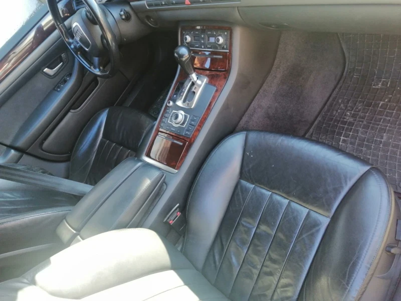 Audi A8, снимка 7 - Автомобили и джипове - 52822317