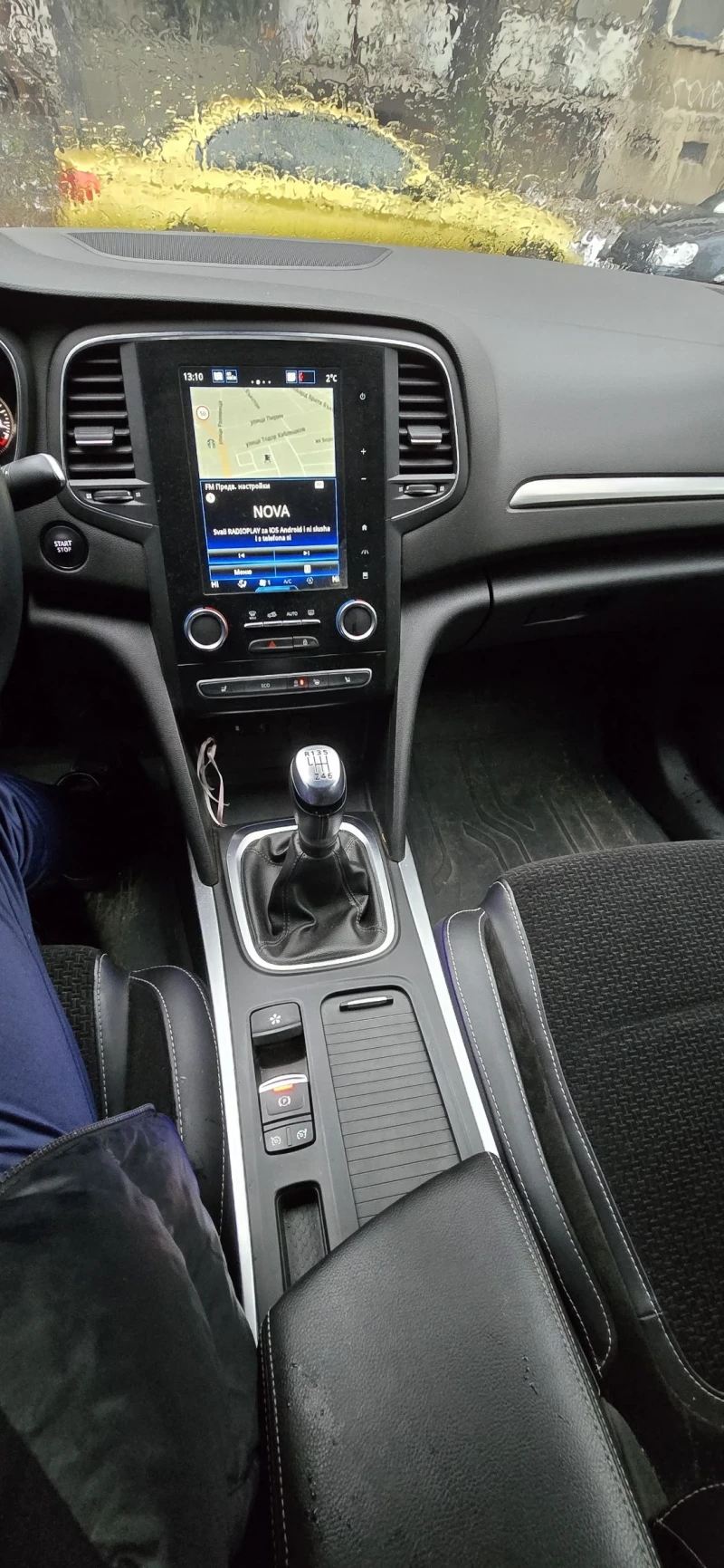 Renault Megane 1.3 Tce, снимка 11 - Автомобили и джипове - 53055997