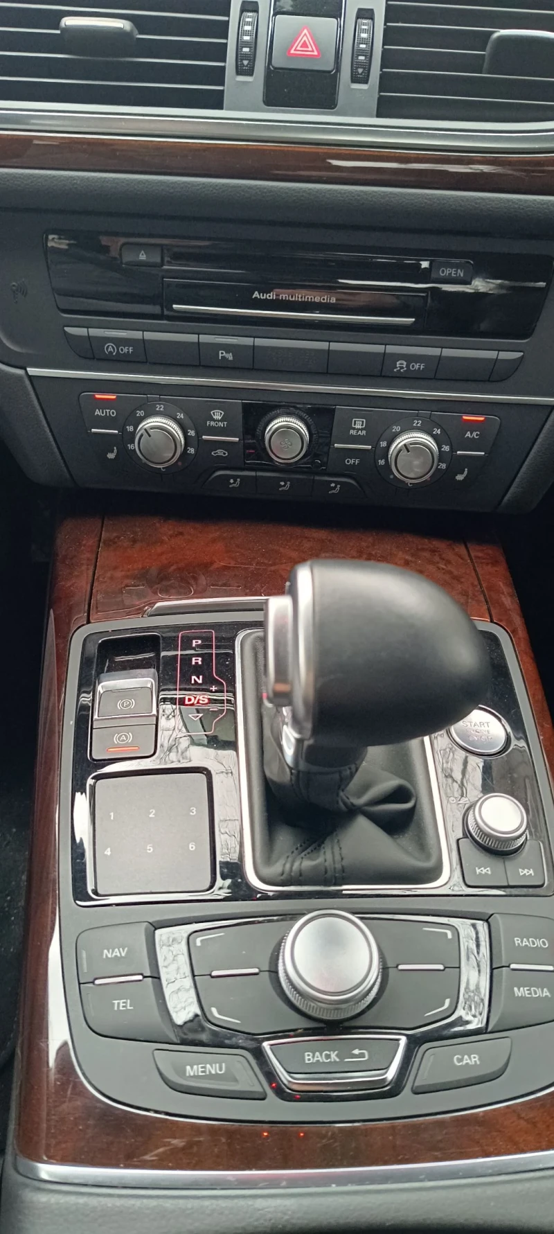 Audi A6 3.0 TDI C7 S-line/QUATTRO FULL LED/KEYLESS , снимка 8 - Автомобили и джипове - 53328372