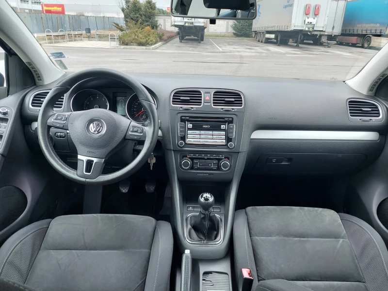 VW Golf 1.4tsi, снимка 11 - Автомобили и джипове - 53513719