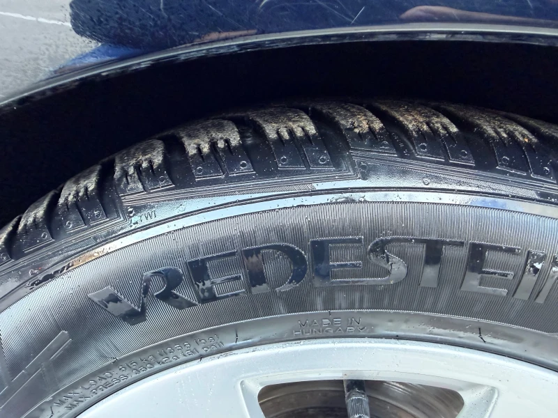 Mercedes-Benz C 180 AMG Avangard Гаражен автомобил, снимка 16 - Автомобили и джипове - 53534185