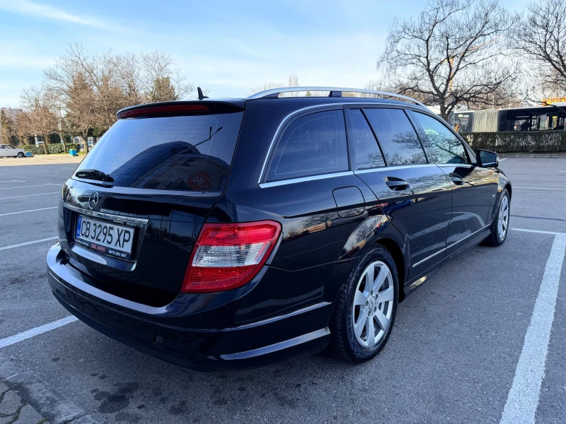 Mercedes-Benz C 180 AMG Avangard Гаражен автомобил, снимка 4 - Автомобили и джипове - 53534185