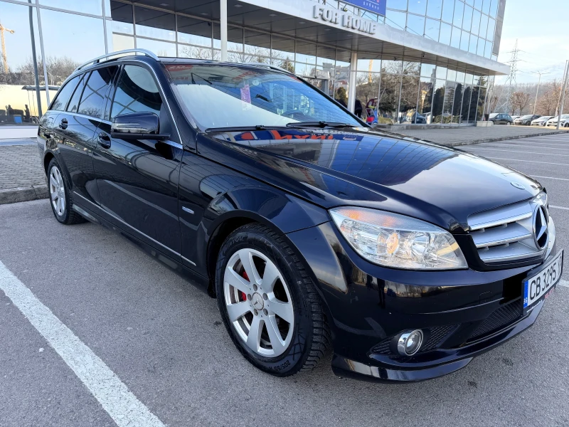 Mercedes-Benz C 180 AMG Avangard Гаражен автомобил, снимка 2 - Автомобили и джипове - 53534185