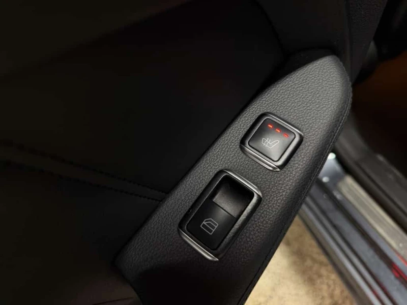 Mercedes-Benz E 350 * BlueTEC RWD AMG PACKAGE BLUETOOTH NAVI * CARFAX , снимка 12 - Автомобили и джипове - 53576003