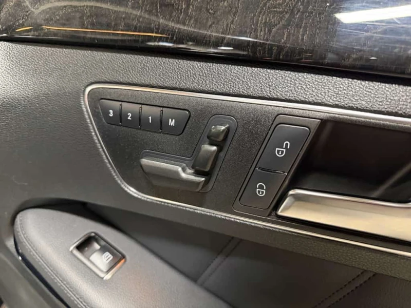 Mercedes-Benz E 350 * BlueTEC RWD AMG PACKAGE BLUETOOTH NAVI * CARFAX , снимка 16 - Автомобили и джипове - 53576003