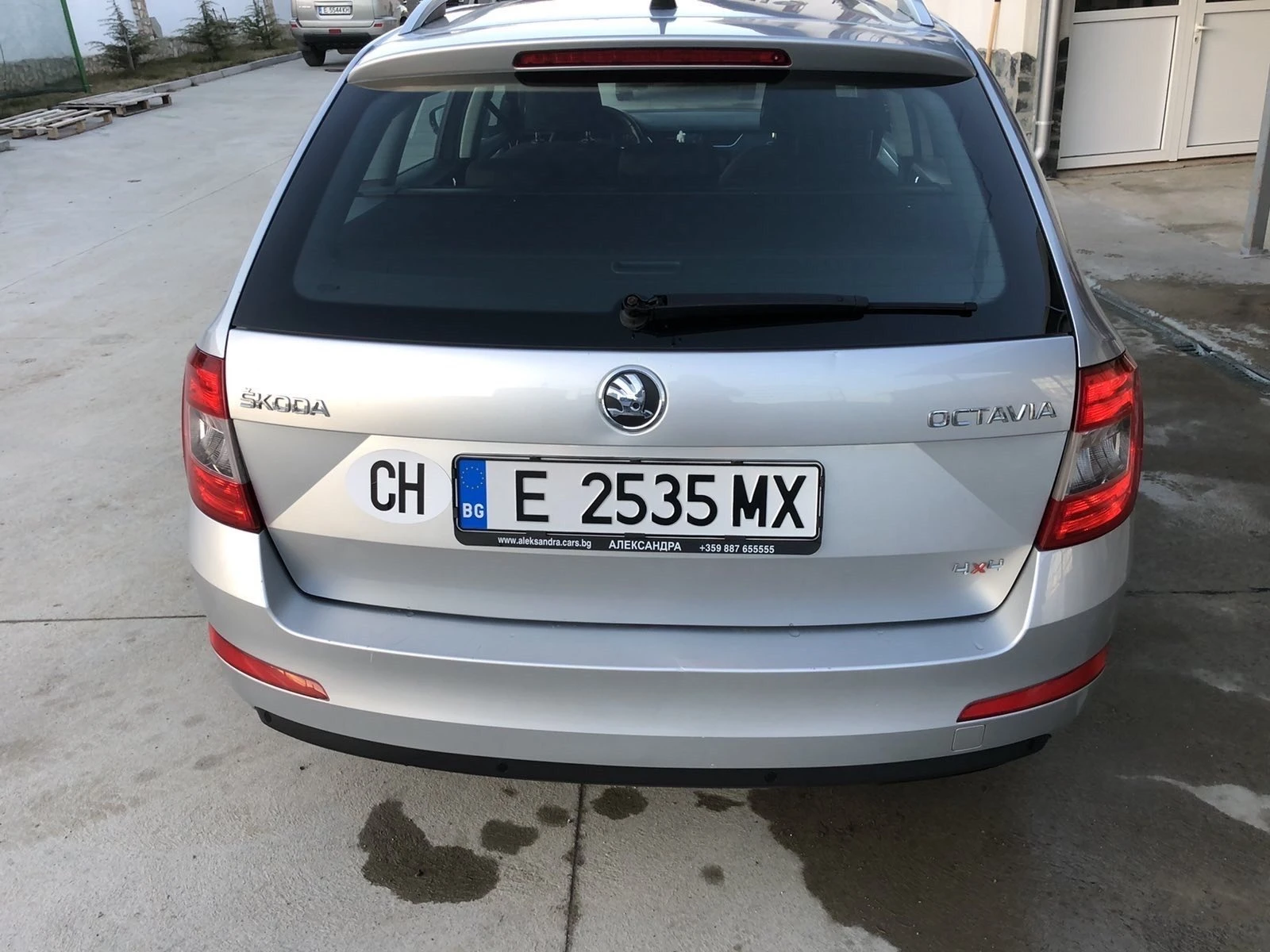 Skoda Octavia 1.6 4x4 - изображение 8