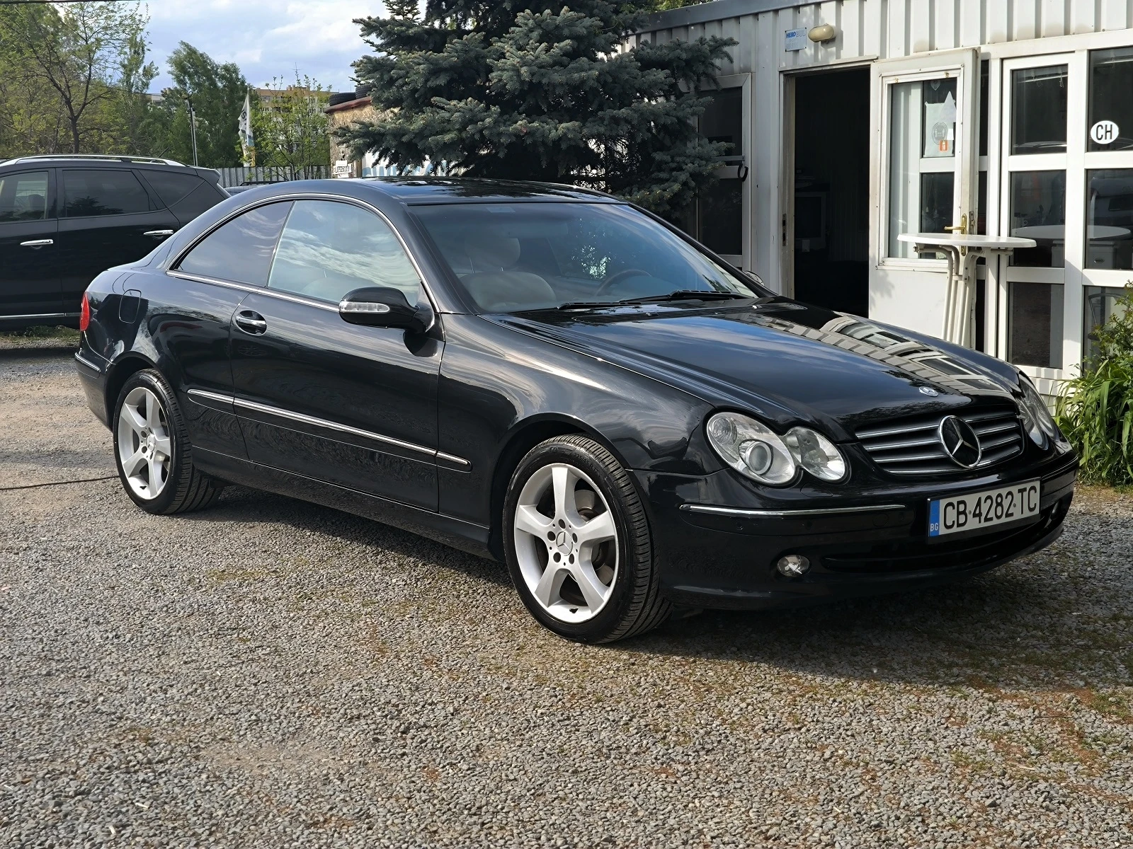 Mercedes-Benz CLK 320 V6 DESIGNO!NAVI/AUTOMATIC - изображение 3