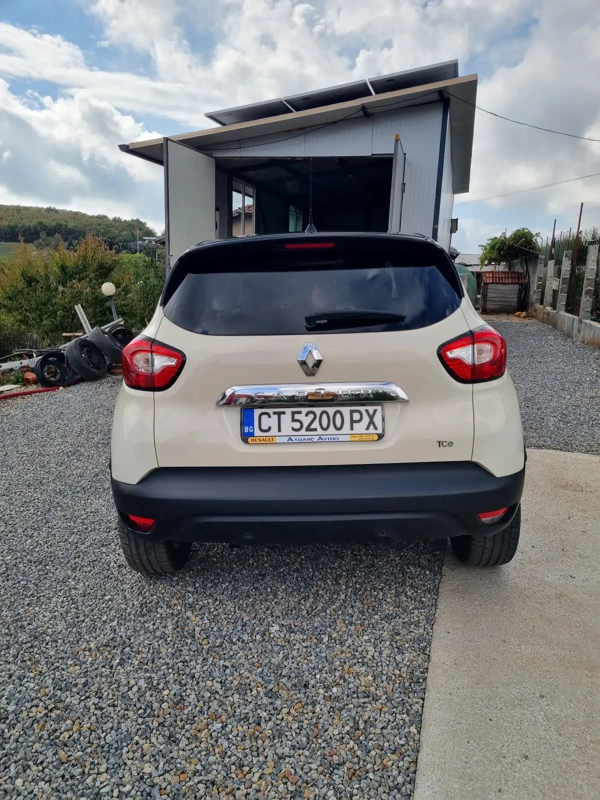 Renault Captur 1.2Tce - изображение 6